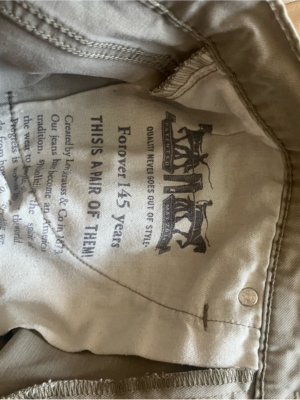 Levi’s Men's Classic 541 Straight-Leg Pants - Picture 12 of 12